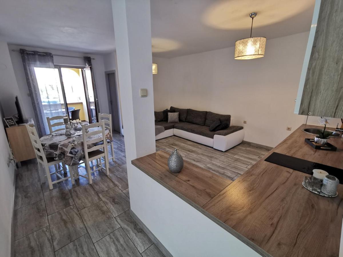 מאלינסקה Apartments Lea 2 מראה חיצוני תמונה